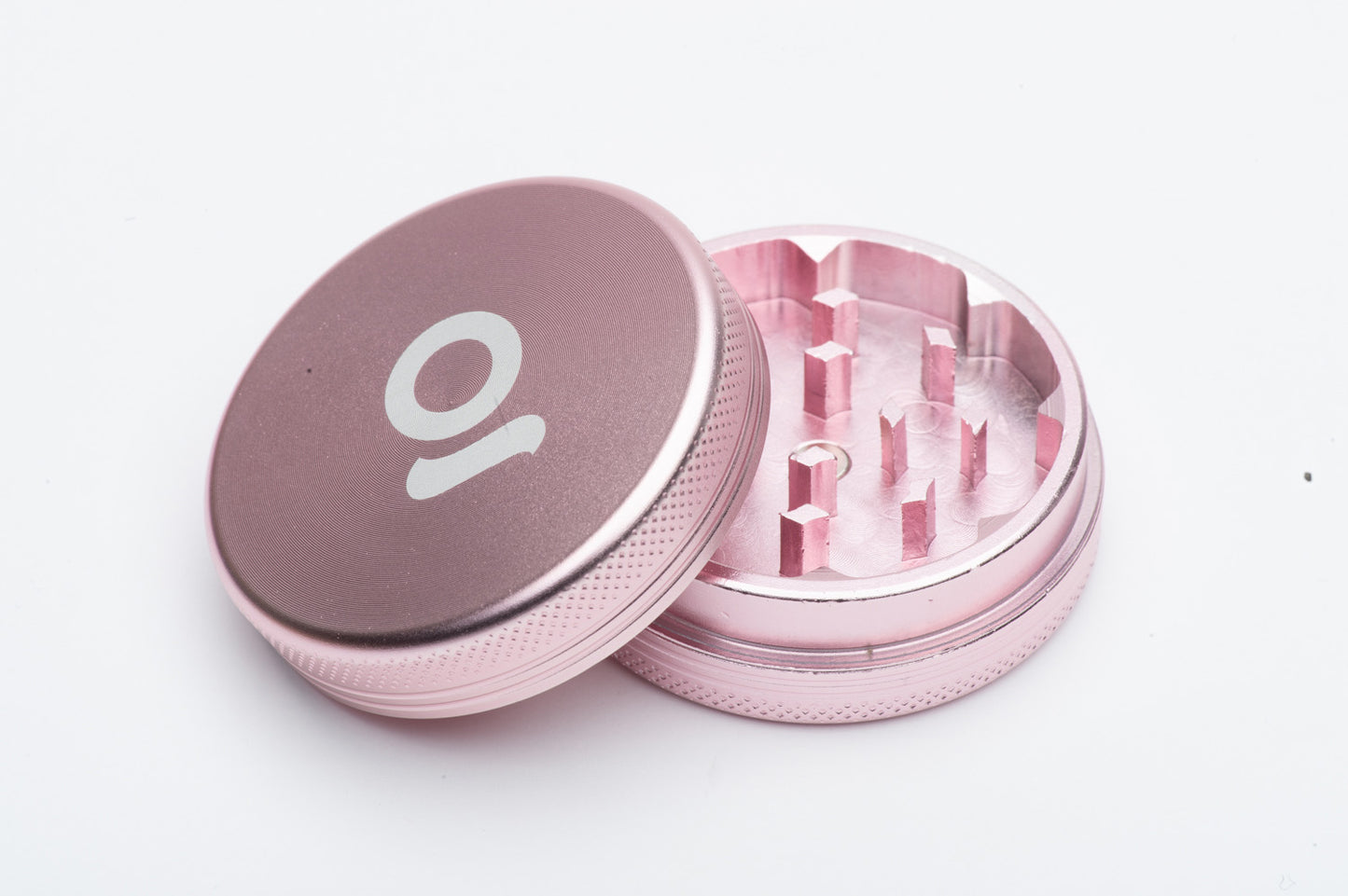 2 Piece Magnetic Grinder